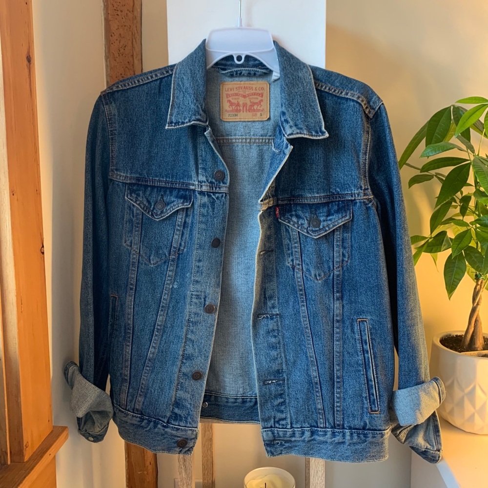 Levi’s denim jacket!